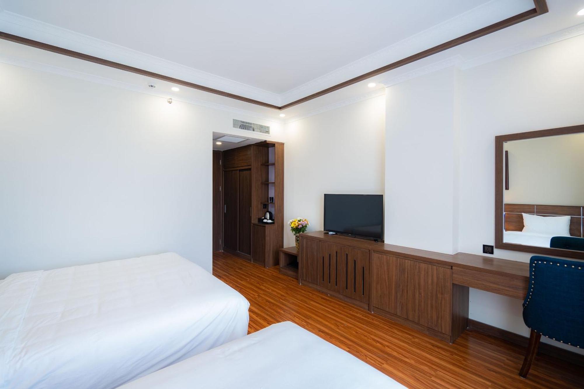Xuan Thanh Luxury Hotel Ha Long Esterno foto